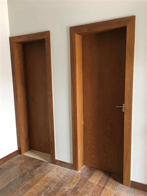 quarto porta de madeira